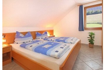 Privatni smještaj Falzes 1